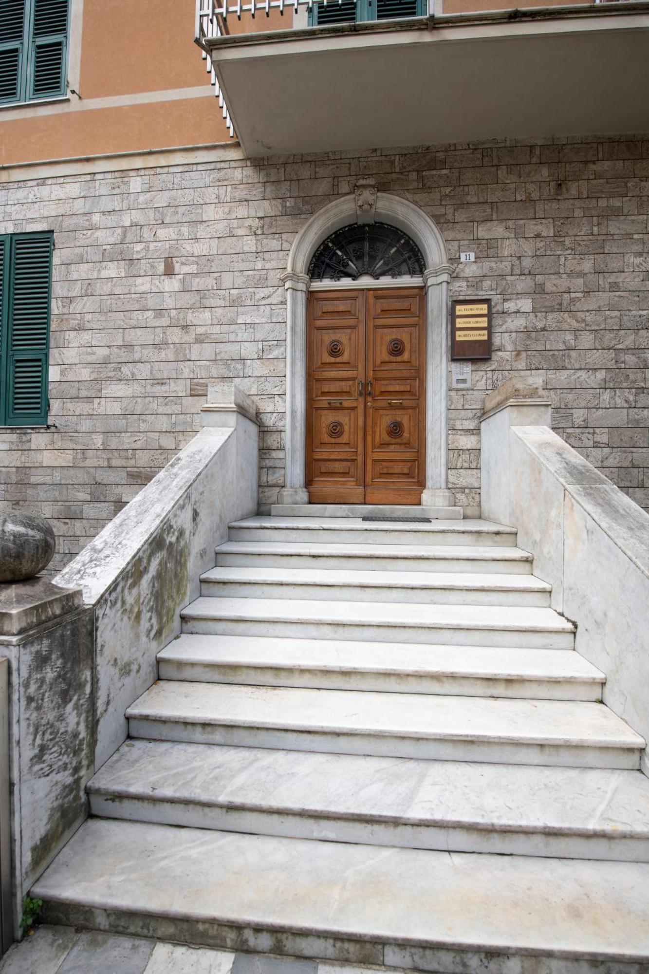 242 - Est - Sara Chiavari, 200metri Dal Mare Chiavari